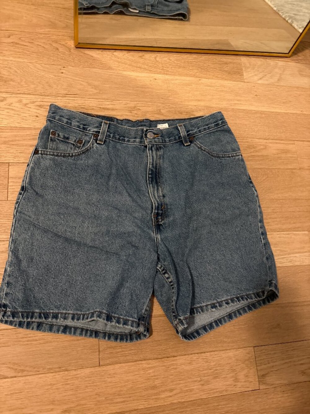 Levis 550 Jean Shorts Size L
